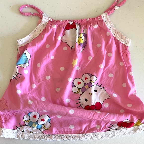 Hello Kitty tank top💕💖💕Sleep top. Super soft and comfy. Much loved and adored - Picture 9 of 16